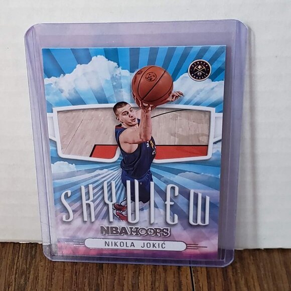 2022-23 Panini NBA Hoops Nikola Jokic #18 Skyview Insert Denver Nuggets - Picture 1 of 4